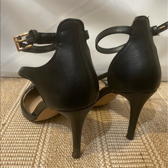 Aldo Point Toe Heels in Black - Picture 4 of 4